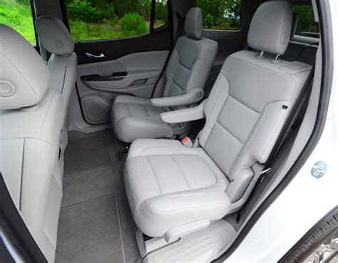 gmc acadia 2nd row captains chairs